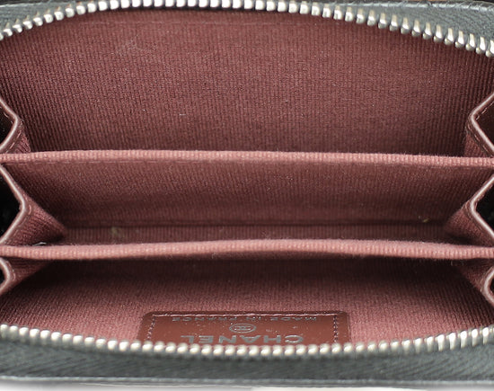 Load image into Gallery viewer, Chanel Black CC Classic Zipped Coin Purse

