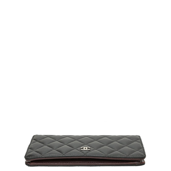 Chanel Black L Yen Wallet