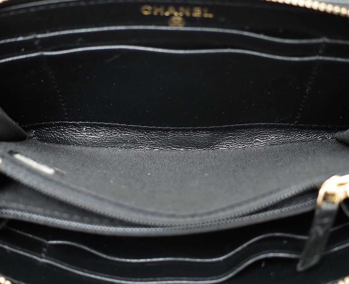 Chanel Black CC Quilted Zipped Wallet