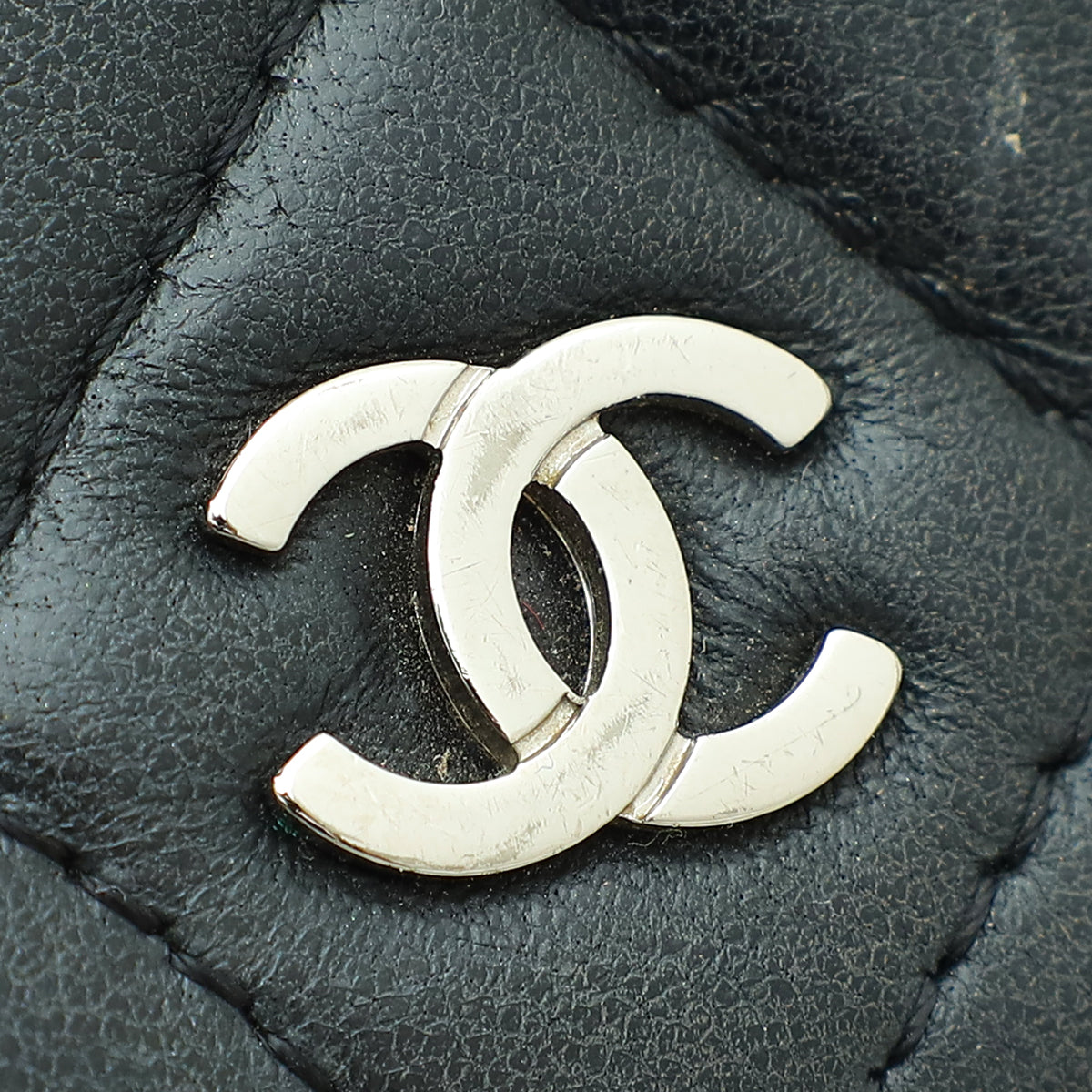 Chanel Black CC Classic Yen Wallet