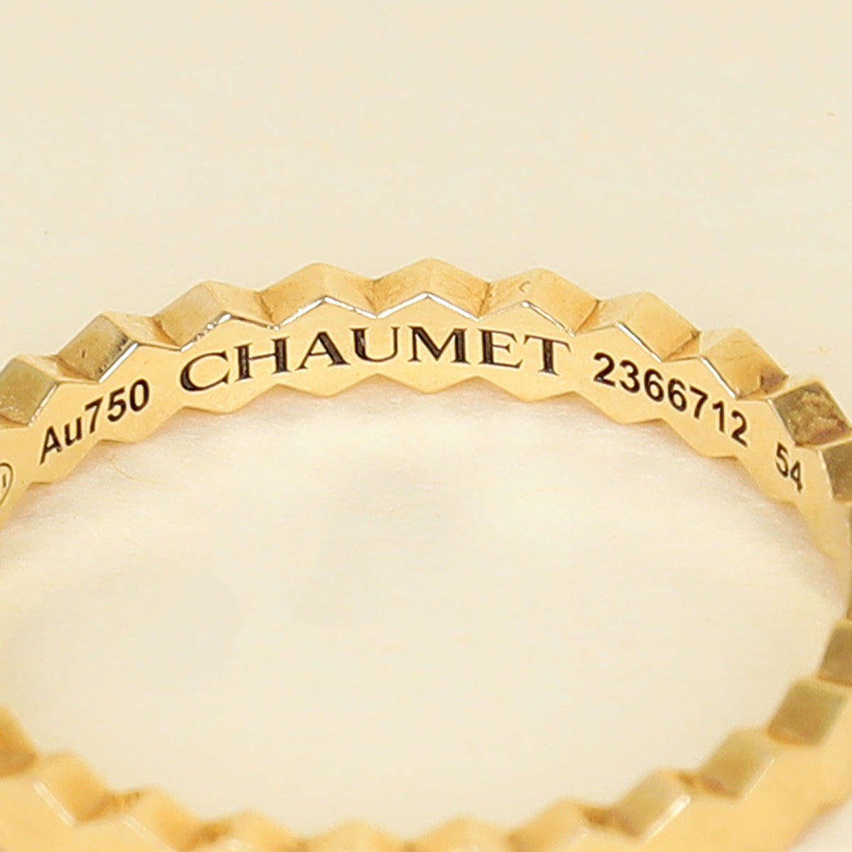 Chaumet 18K Yellow Gold Bee De Chaumet Ring 54