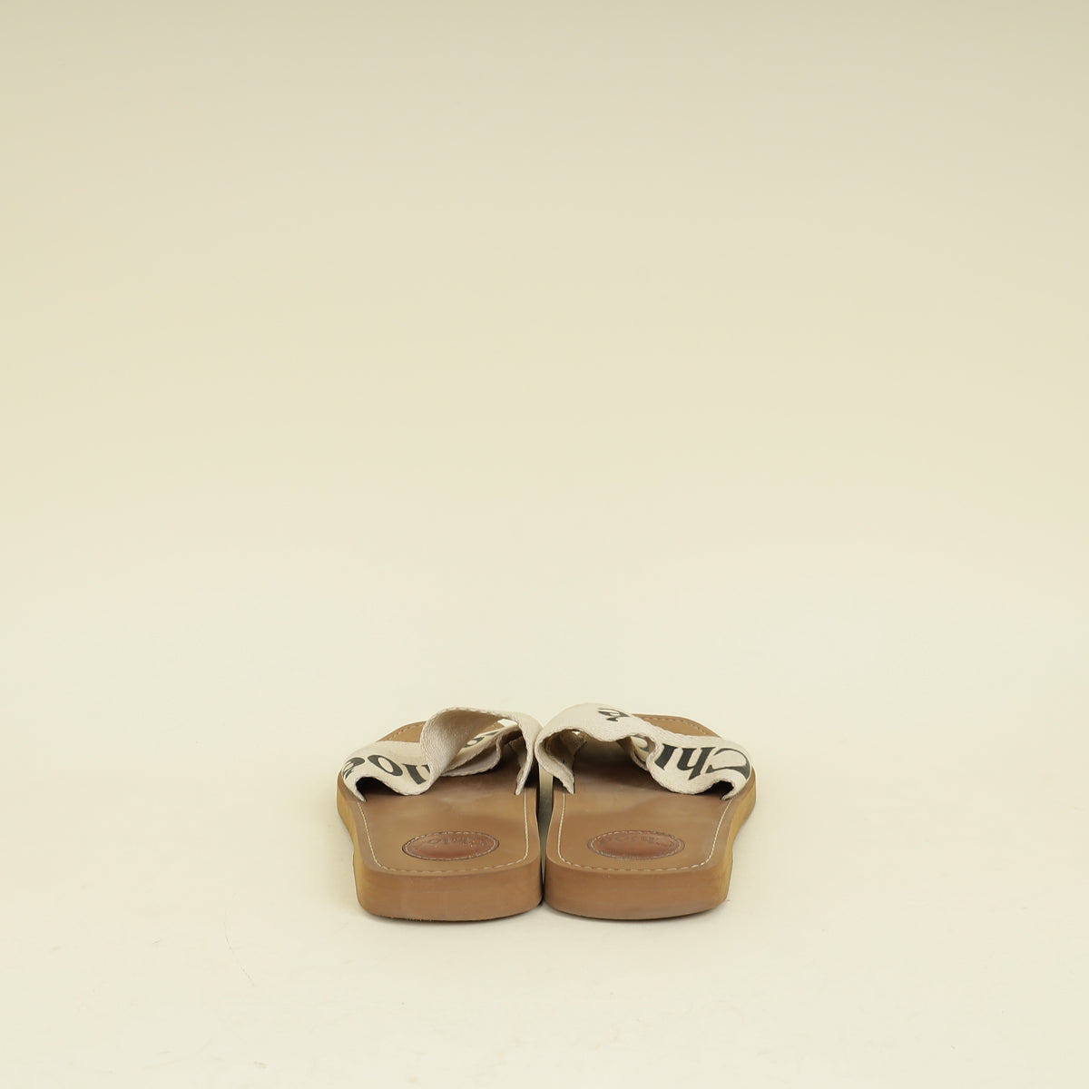 Chloe Bicolor Woody Flat Mule 40