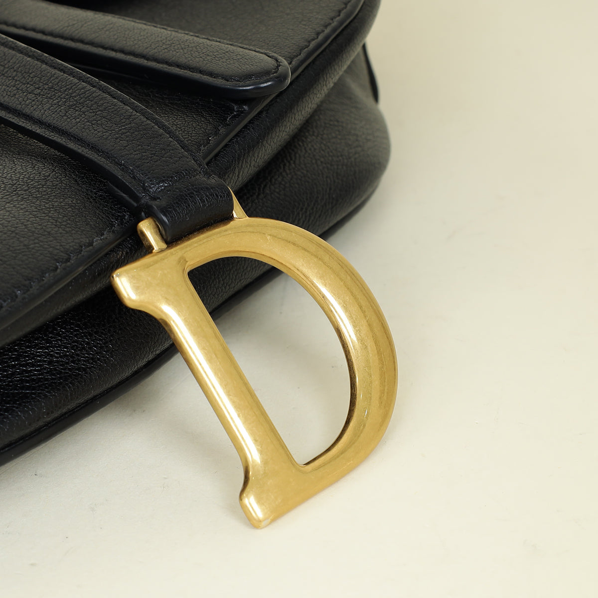 Christian Dior Black Saddle Medium Bag w/ Jacquard Strap – THE CLOSET