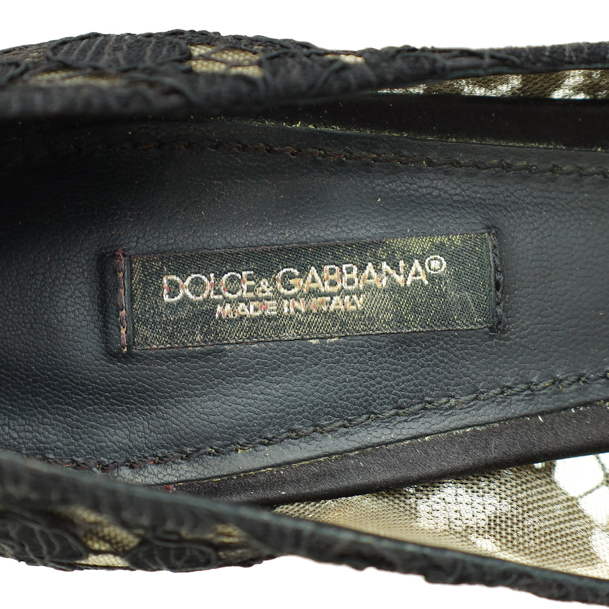 Dolce & Gabbana Black Lace Bellucci Pump 37