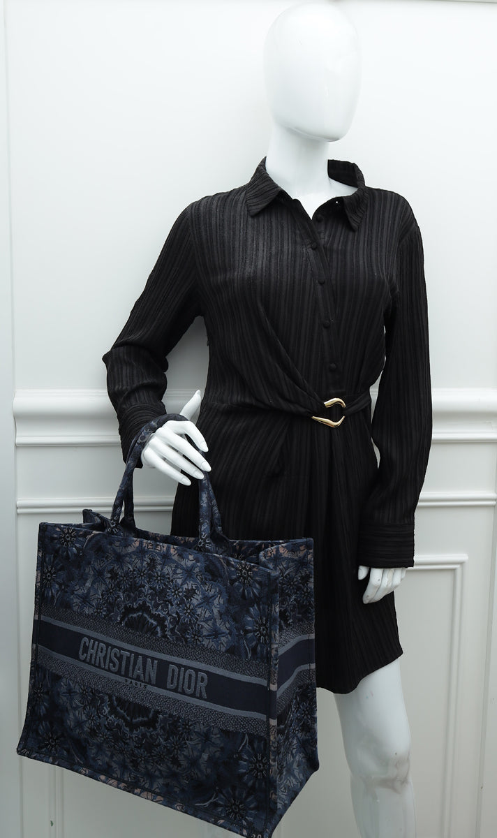 Christian Dior Navy Blue Book Tote KaleiDiorscopic Embroidered