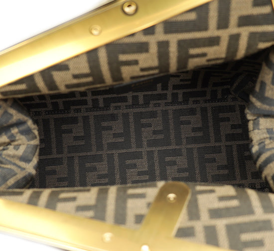 Load image into Gallery viewer, Fendi Pale Pink First Medium Bag
