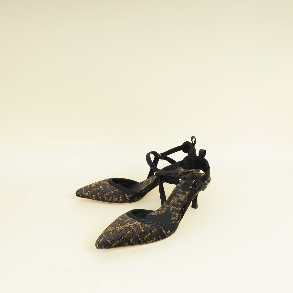 Fendi Bicolor Colibrì Lite Medium-Heeled Slingback Pump 37