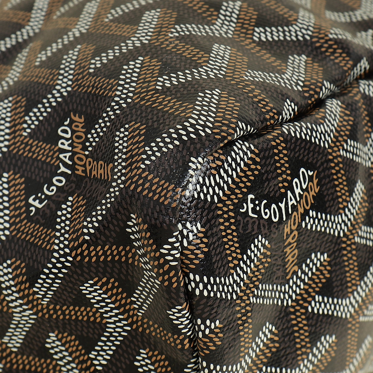 Goyard Bicolor Goyardine Saint Louis PM Bag