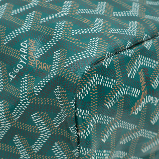 Load image into Gallery viewer, Goyard Green Goyardine Saint Louis PM Bag
