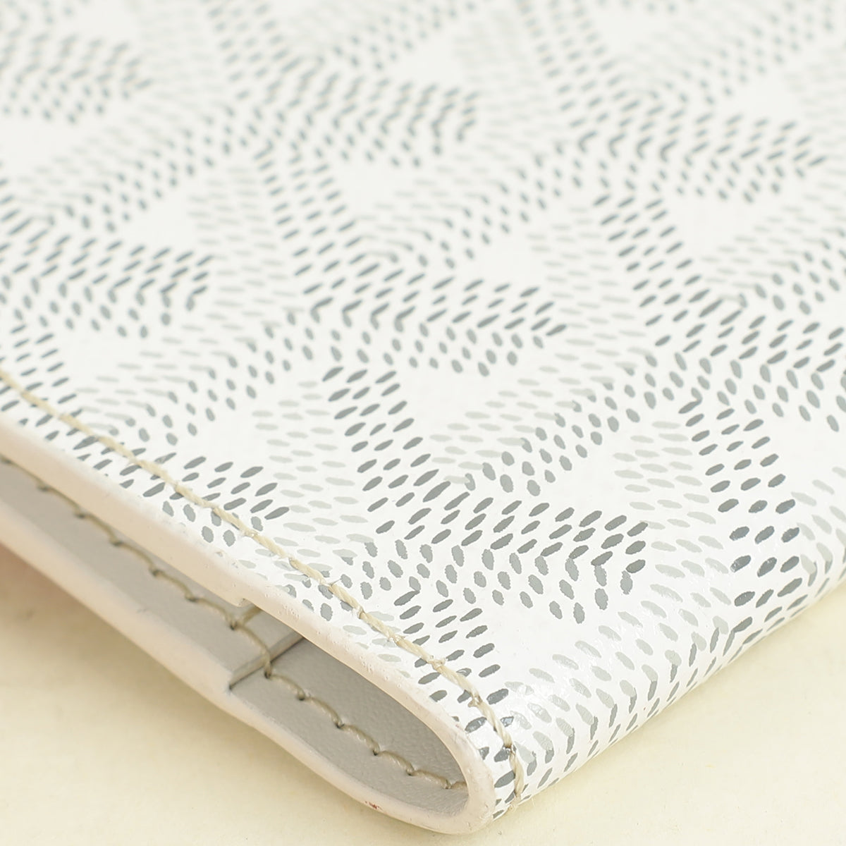 Goyard White Goyardine Grenelle Passport Cover