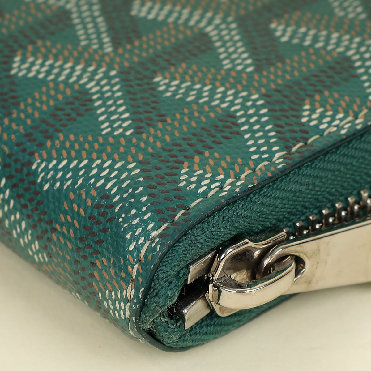 Goyard Green Goyardine Matignon Zippy GM Wallet