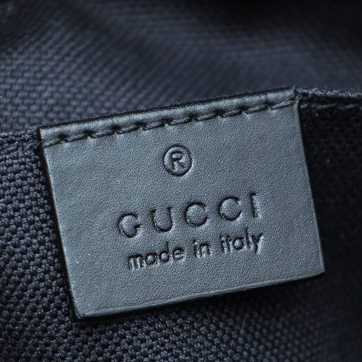 Gucci Bicolor GG Supreme Small Messenger Bag