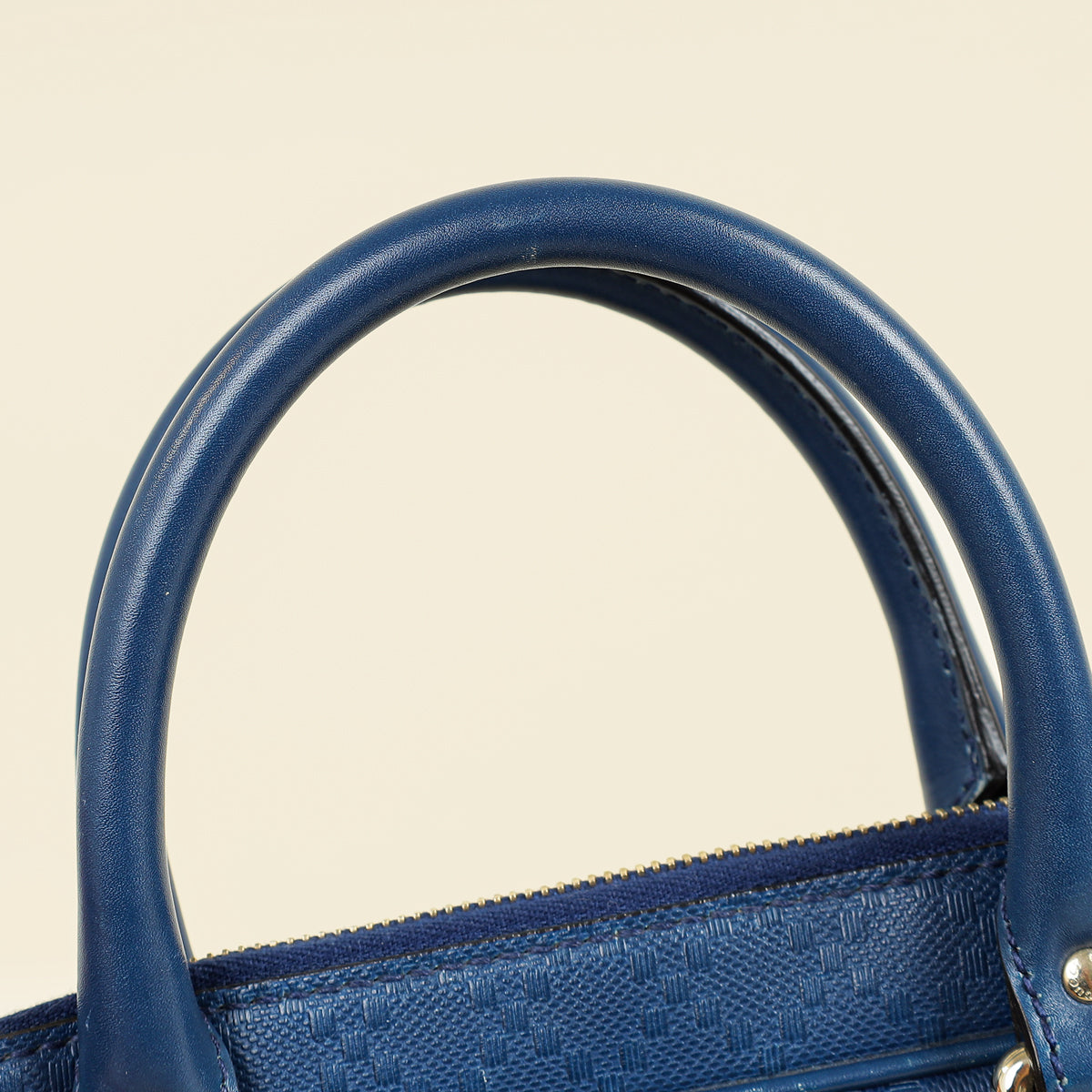 Gucci Blue Diamante Textured Briefcase – THE CLOSET
