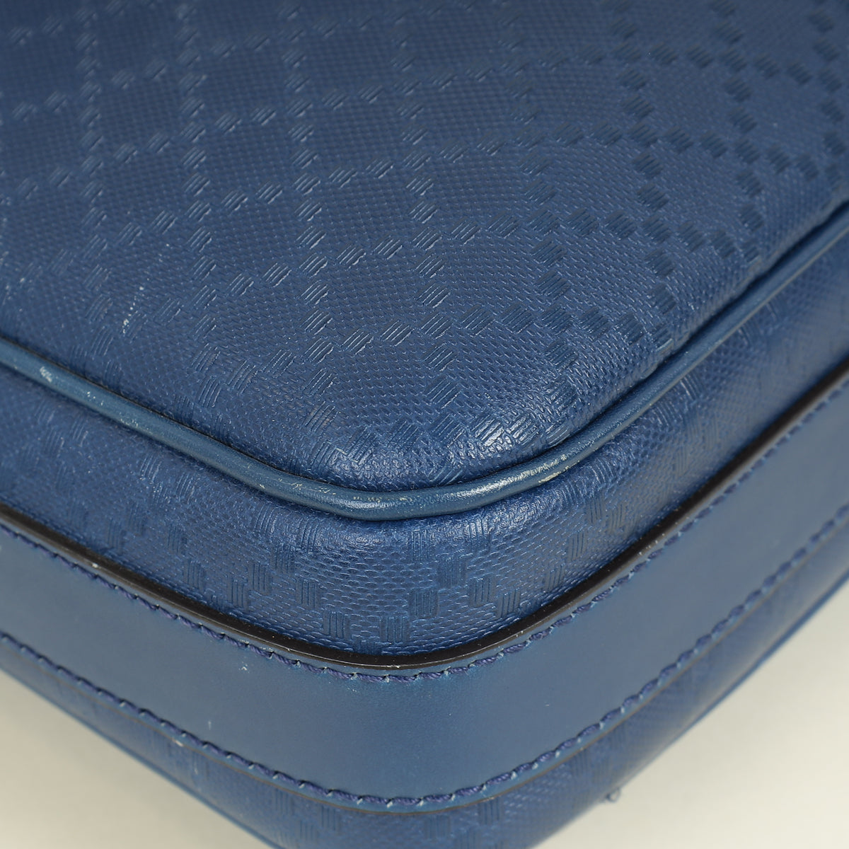 Gucci Blue Diamante Textured Briefcase – THE CLOSET