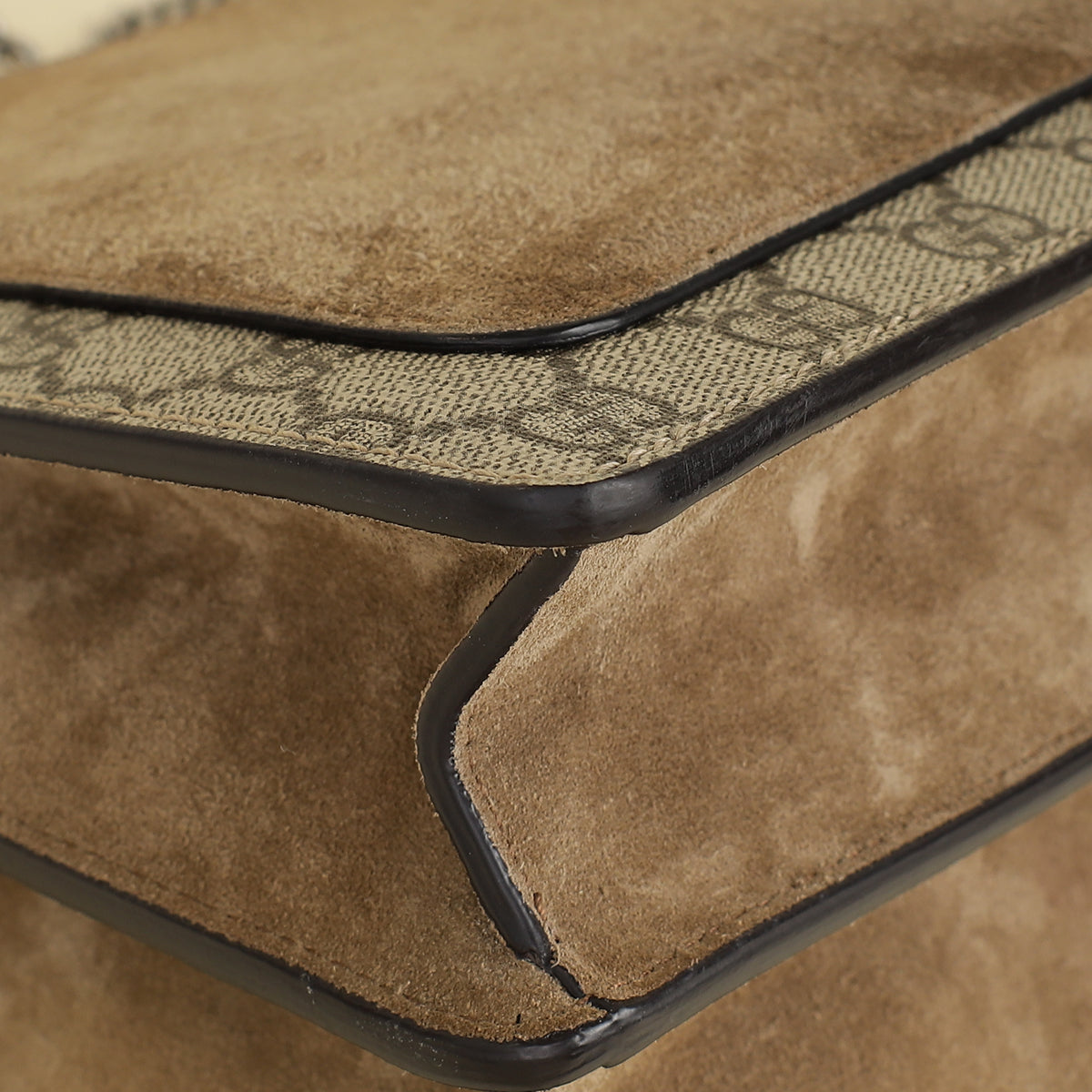 Gucci Ebony GG Supreme Shoulder Bag