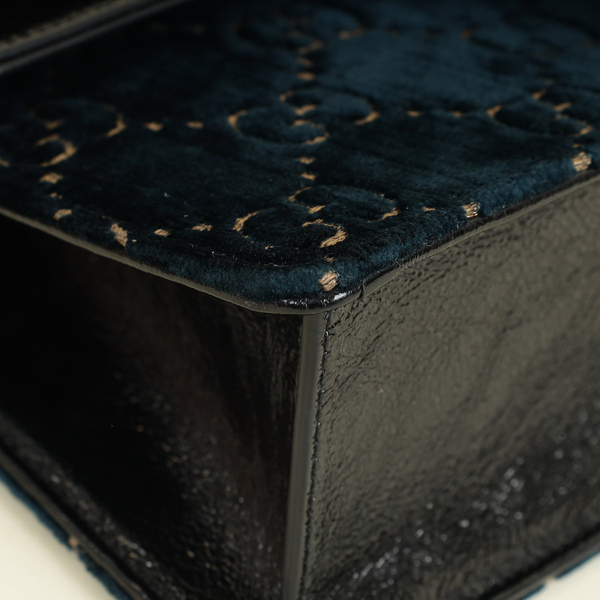 Gucci Bicolor GG Velvet Dionysus Medium Shoulder Bag