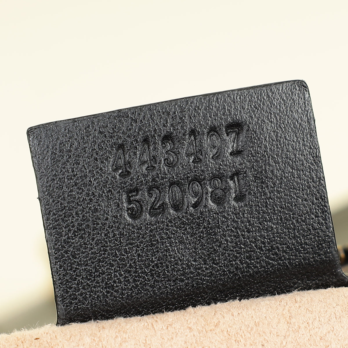 Gucci Black GG Marmont Medium Shoulder Bag