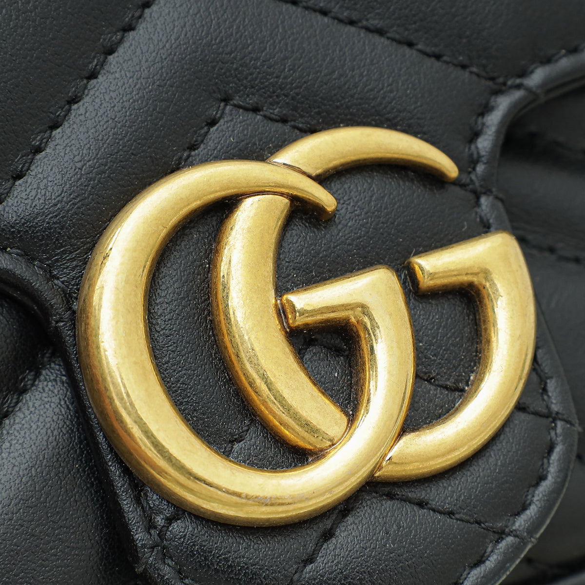 Gucci GG Marmont Super Mini Bag