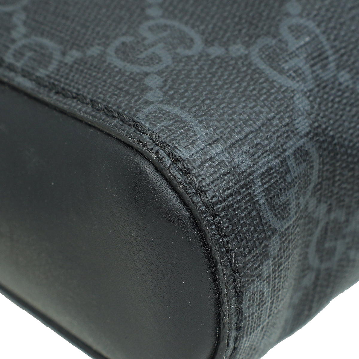 Gucci Bicolor GG Supreme Messenger Bag-Gucci-THE CLOSET