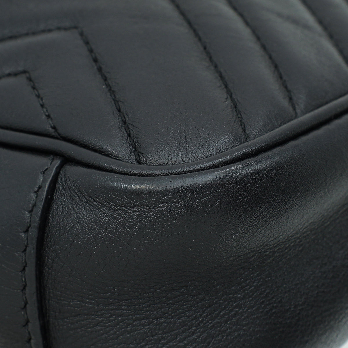 Gucci Black GG Marmont Mini Shoulder Bag