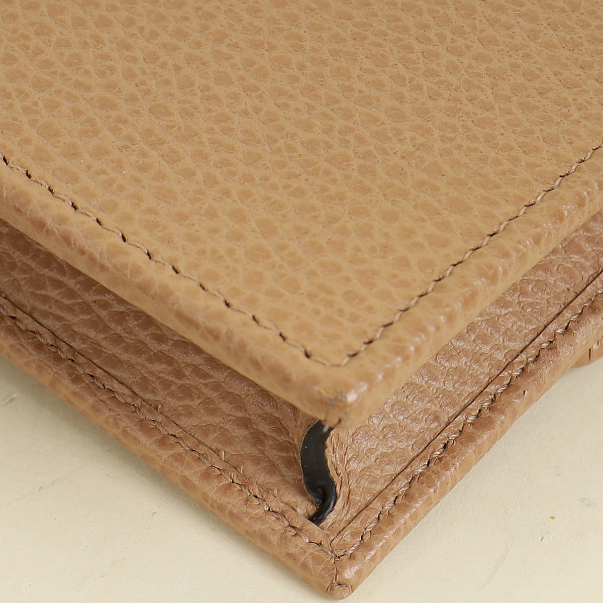 Gucci Beige Interlocking G Chain Wallet