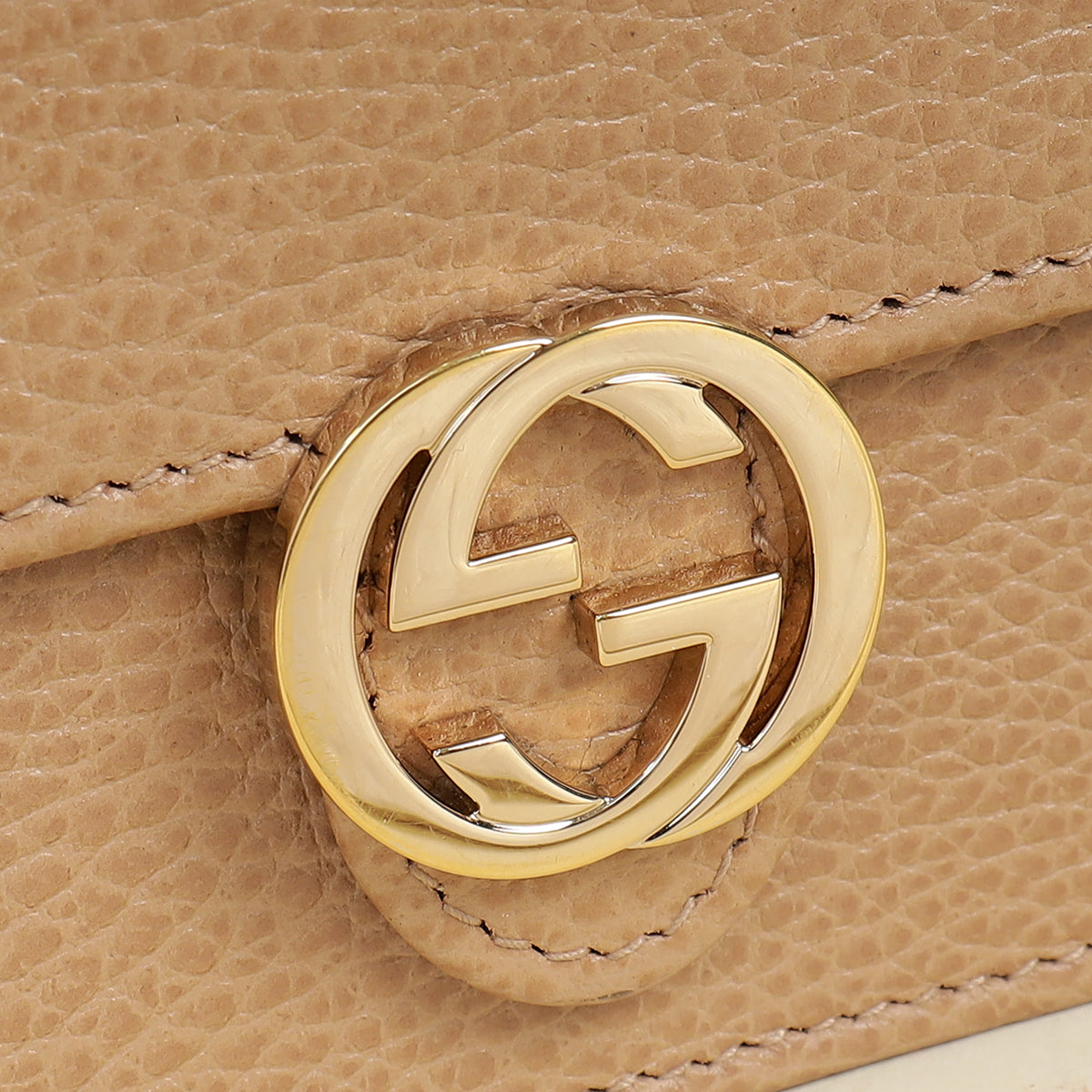 Gucci Beige Interlocking G Chain Wallet