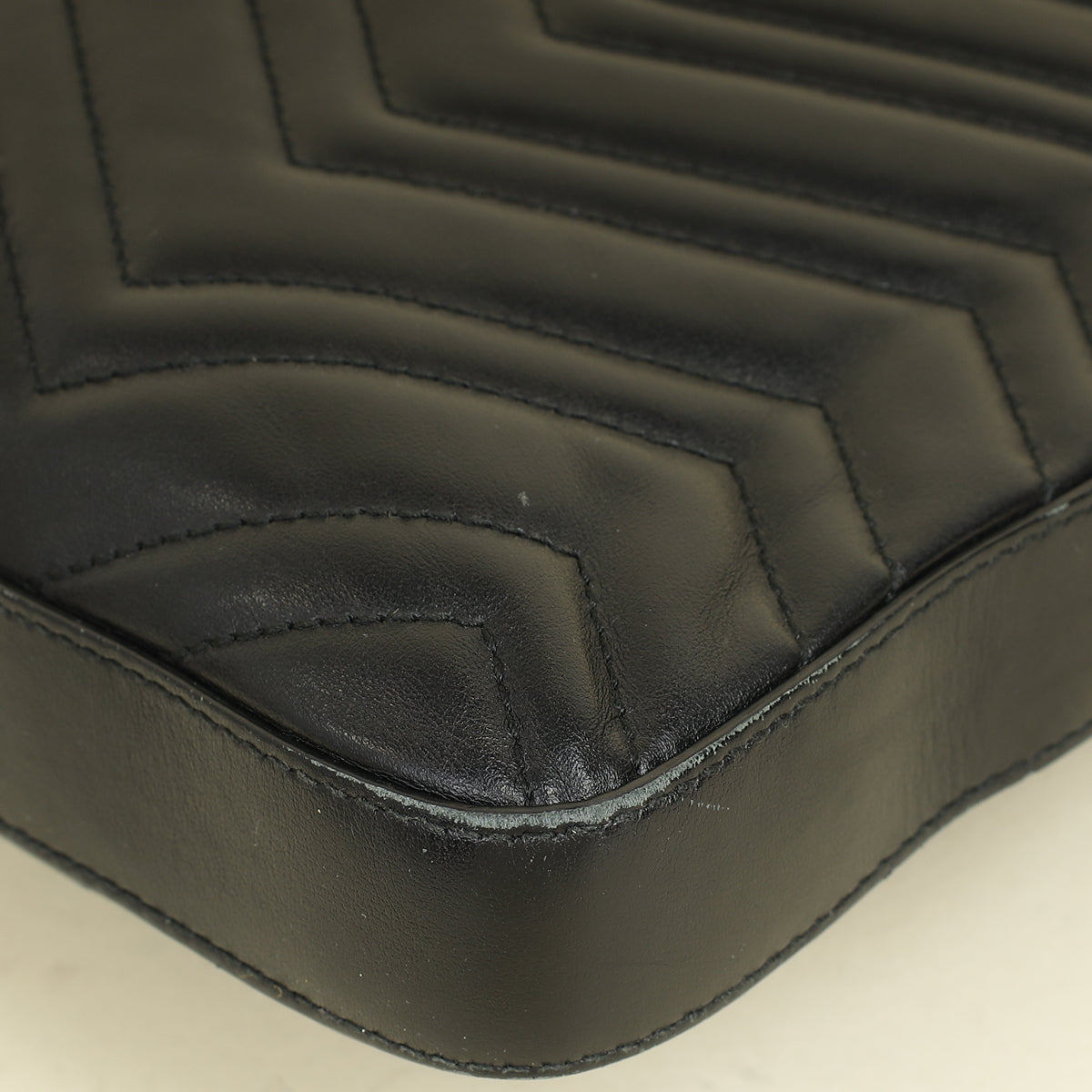 Gucci Black GG Marmont Messenger Bag