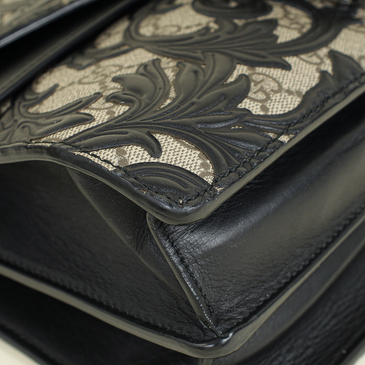 Gucci Bicolor GG Supreme Arabesque Dionysus Large Shoulder Bag