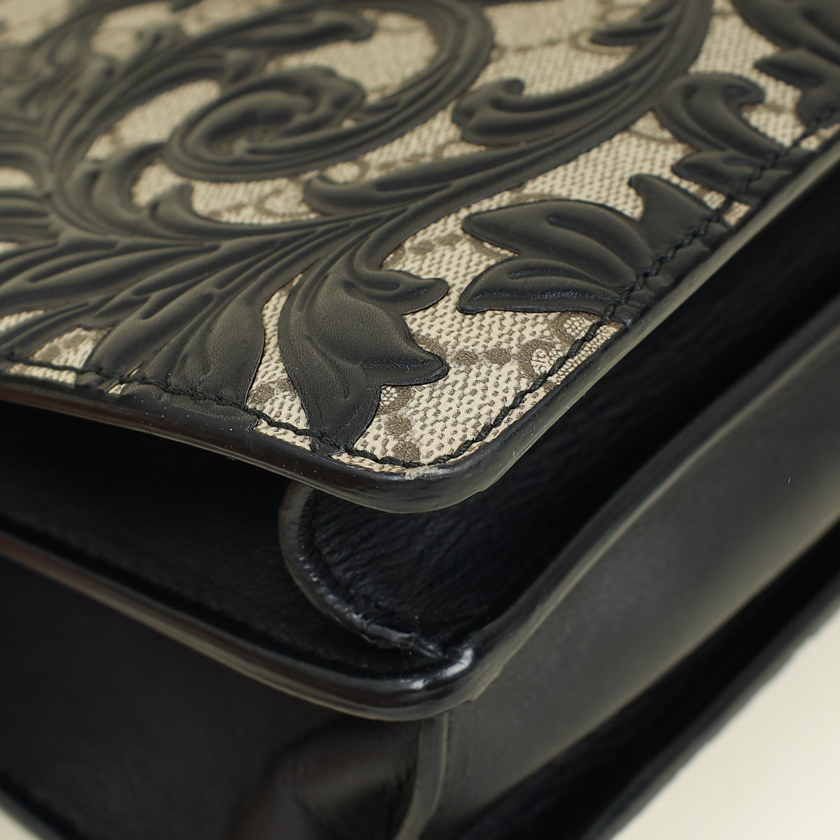 Gucci Bicolor GG Supreme Arabesque Dionysus Large Shoulder Bag