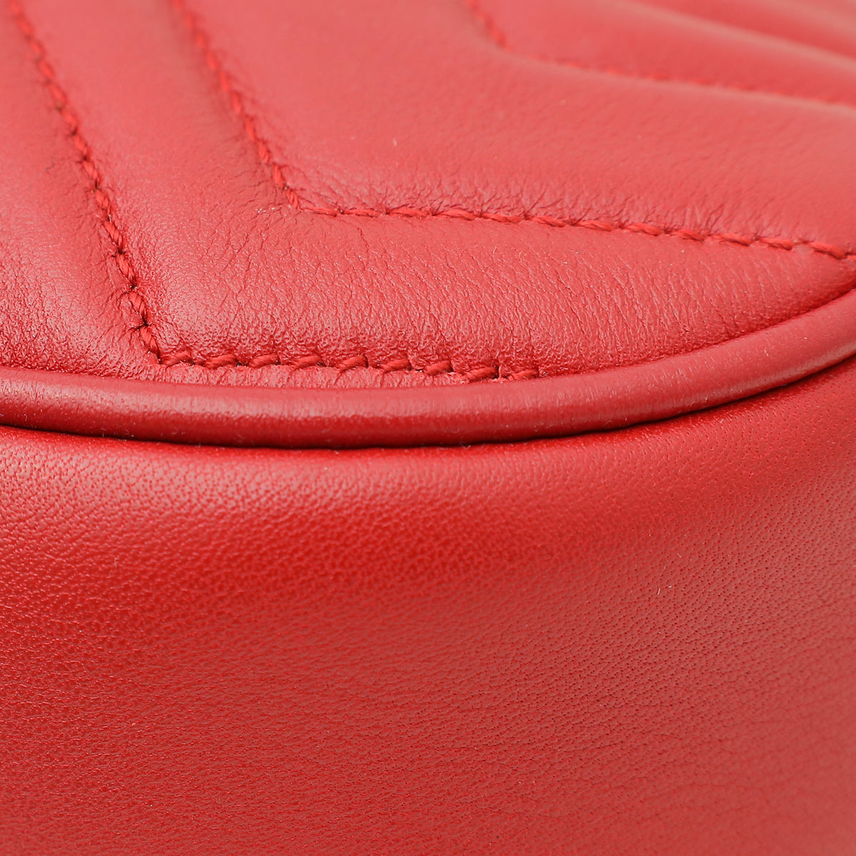 Gucci Red GG Marmont Mini Belt Bag