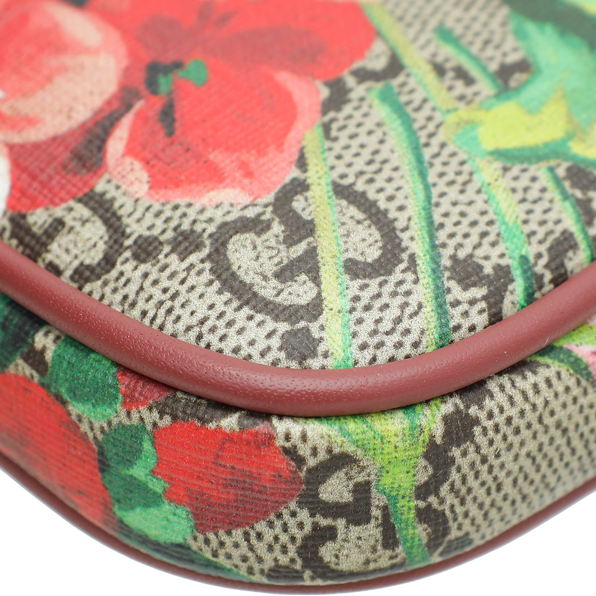 Gucci Bicolor GG Supreme Blooms Mini Chain Bag