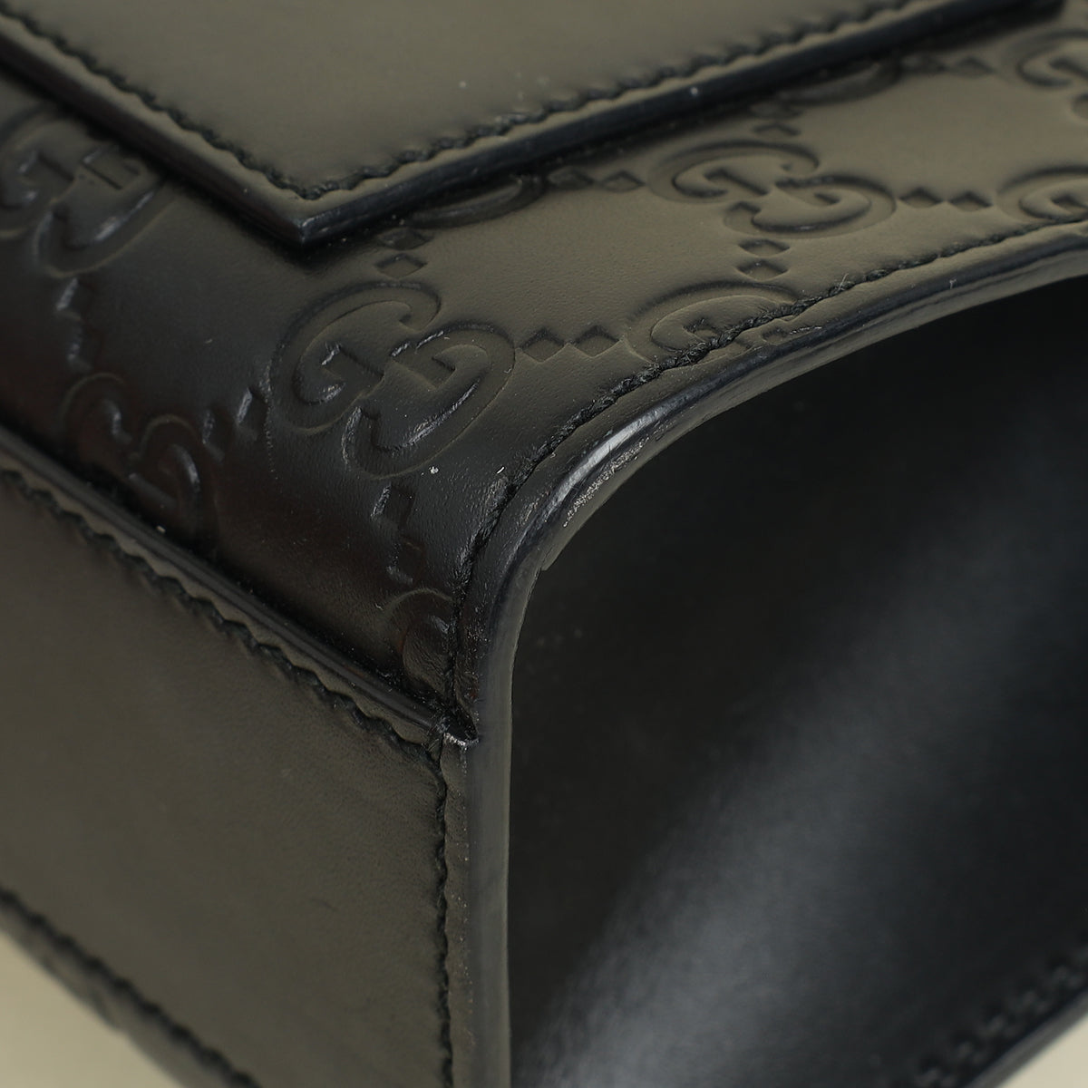 Gucci Black GG Guccissima Padlock Small Shoulder Bag