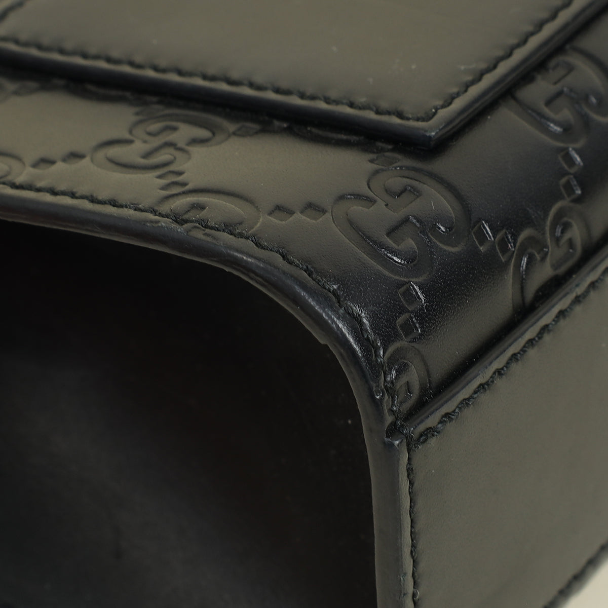 Gucci Black GG Guccissima Padlock Small Shoulder Bag