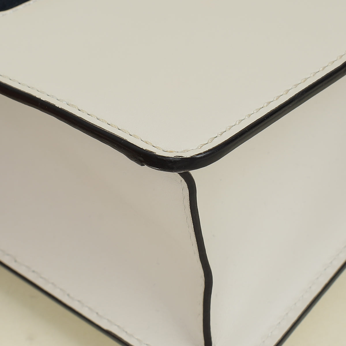 Gucci White Sylvie Small Flap Shoulder Bag