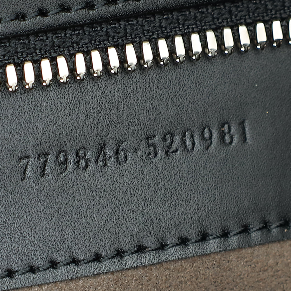 Gucci Bicolor GG Supreme Messenger Medium Bag-Gucci-THE CLOSET