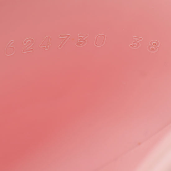 Load image into Gallery viewer, Gucci Light Pink Logo Rubber Slide Sandals 38
