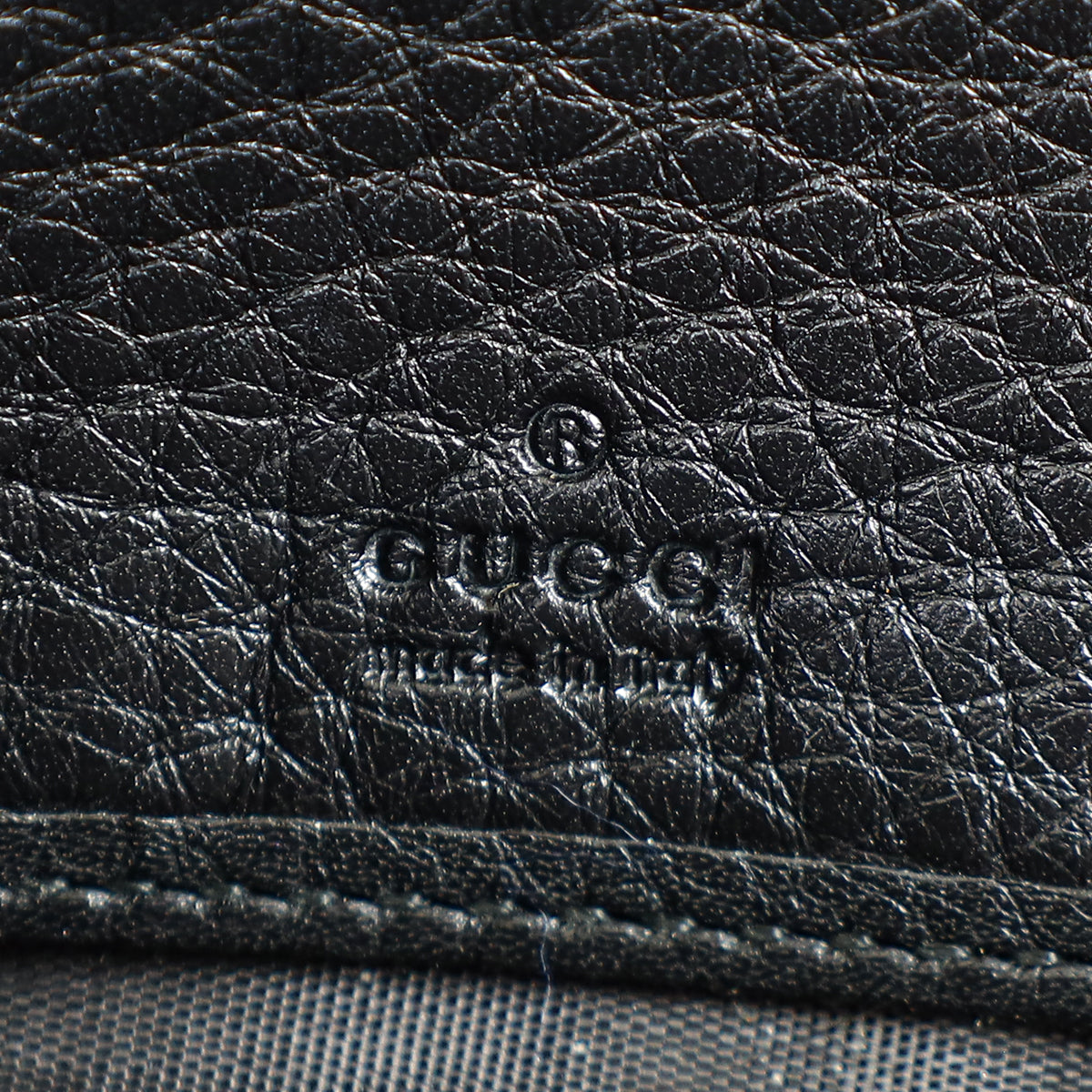Gucci Black Interlocking G Soho Zip Wallet – THE CLOSET
