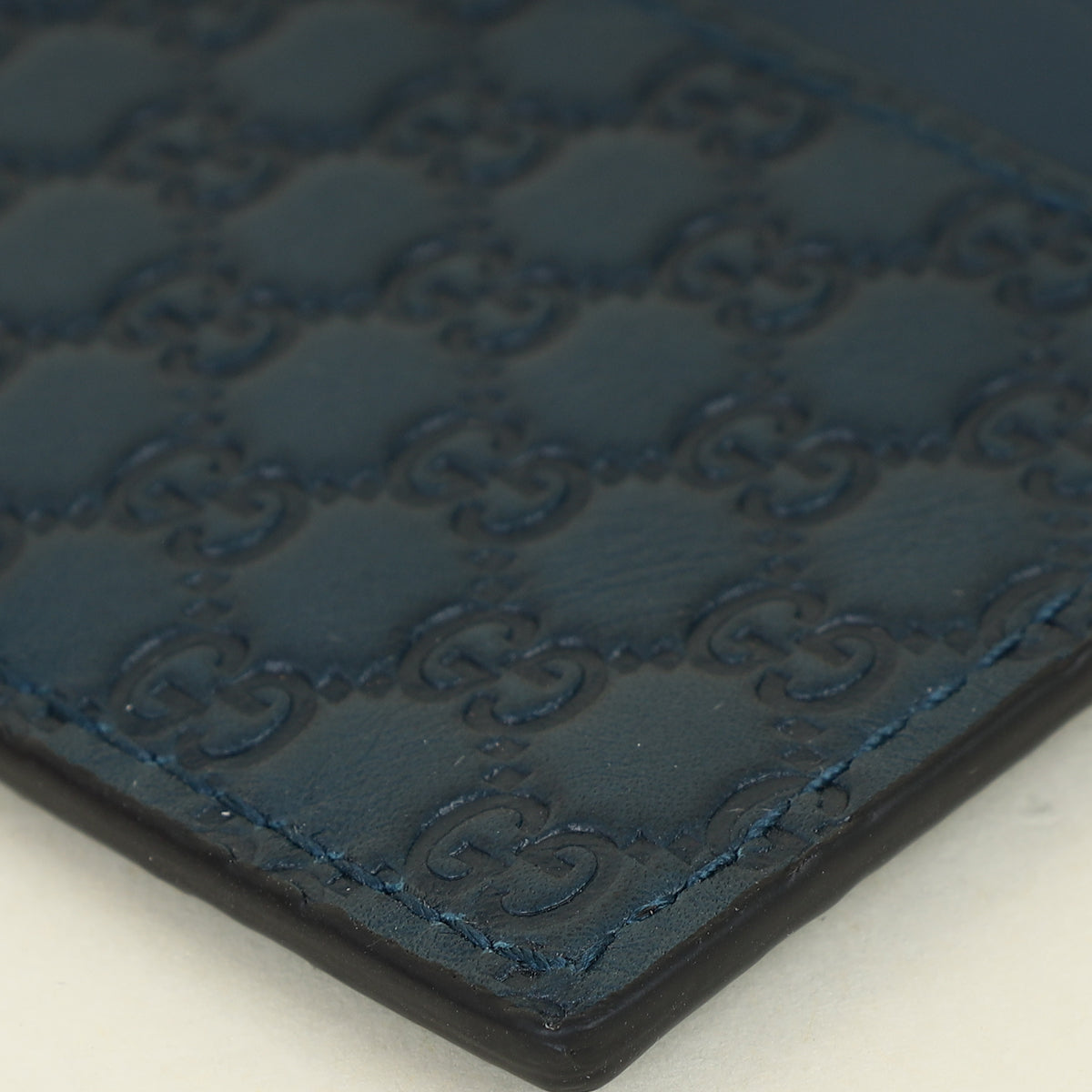 Gucci Dark Teal Microguccissima Card Holder – THE CLOSET