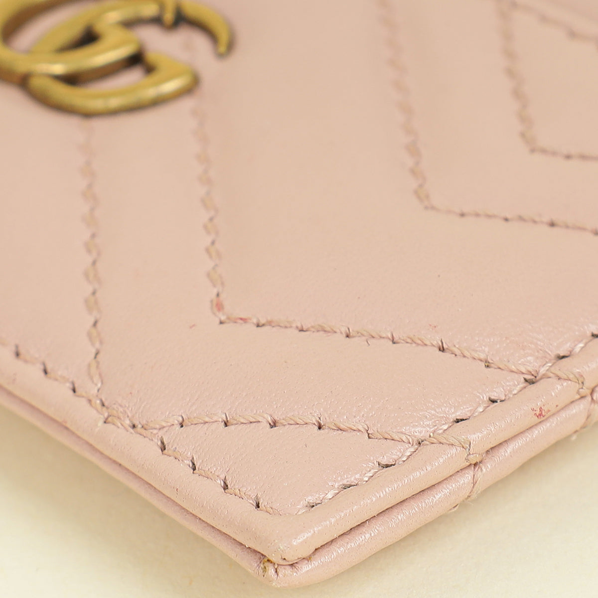 Gucci Light Pink GG Marmont Card Case