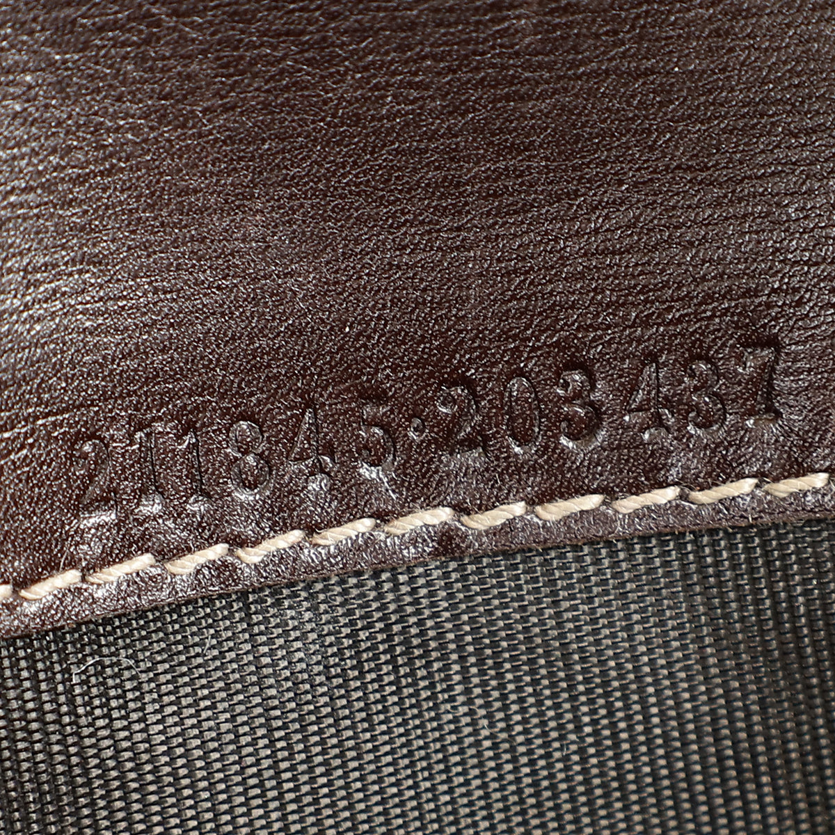 GUCCI Bicolor GG Supreme Continental Wallet