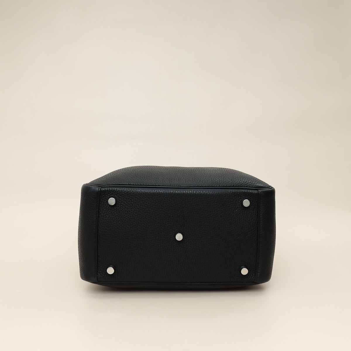 Hermes Noir Lindy 26 Bag