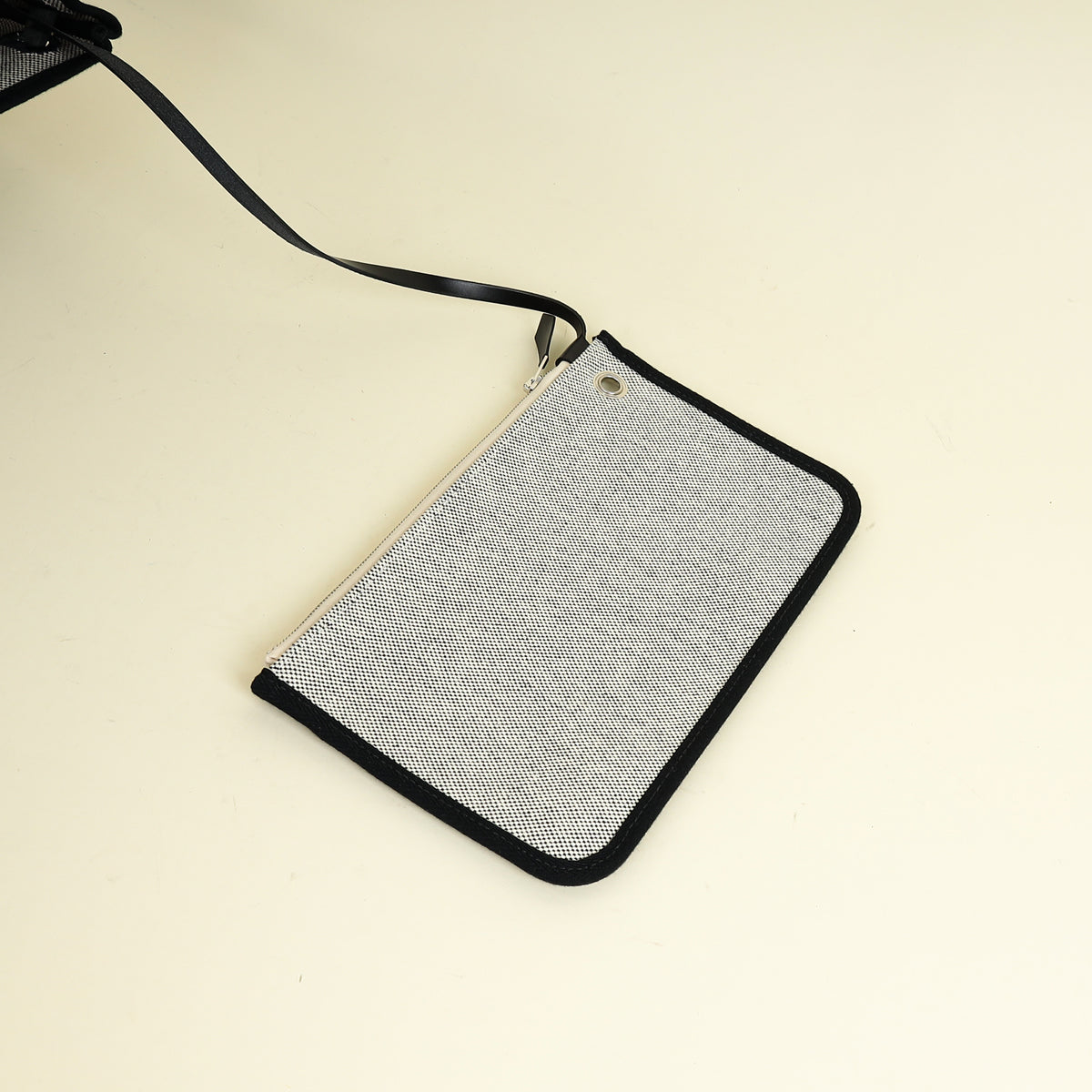 Hermes Bicolor Herbag Messenger 39 Bag — image 11 of 14