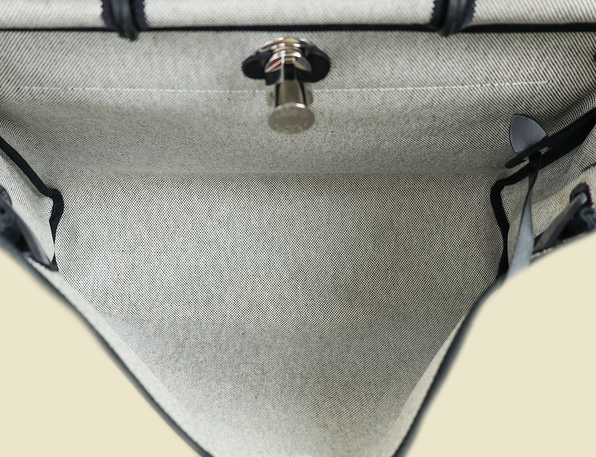 Hermes Bicolor Herbag Messenger 39 Bag — image 12 of 14