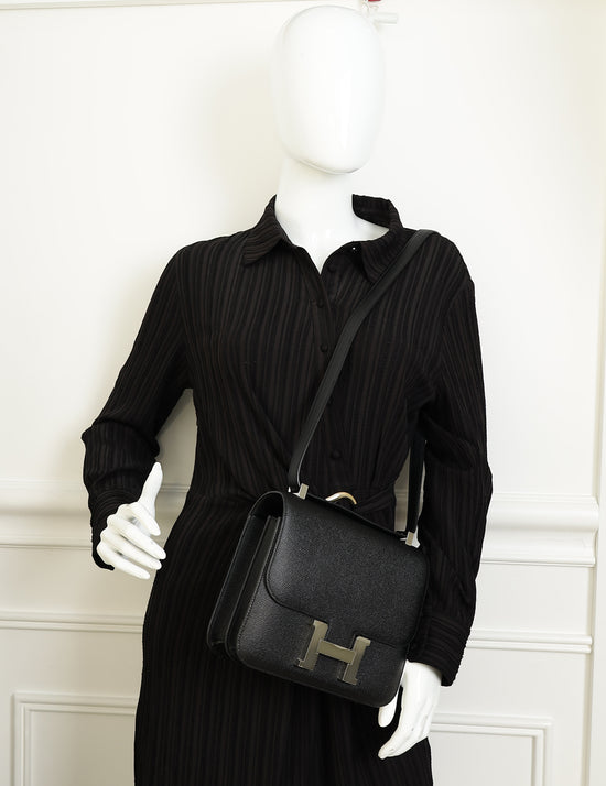 Hermes Noir Constance 24 Bag