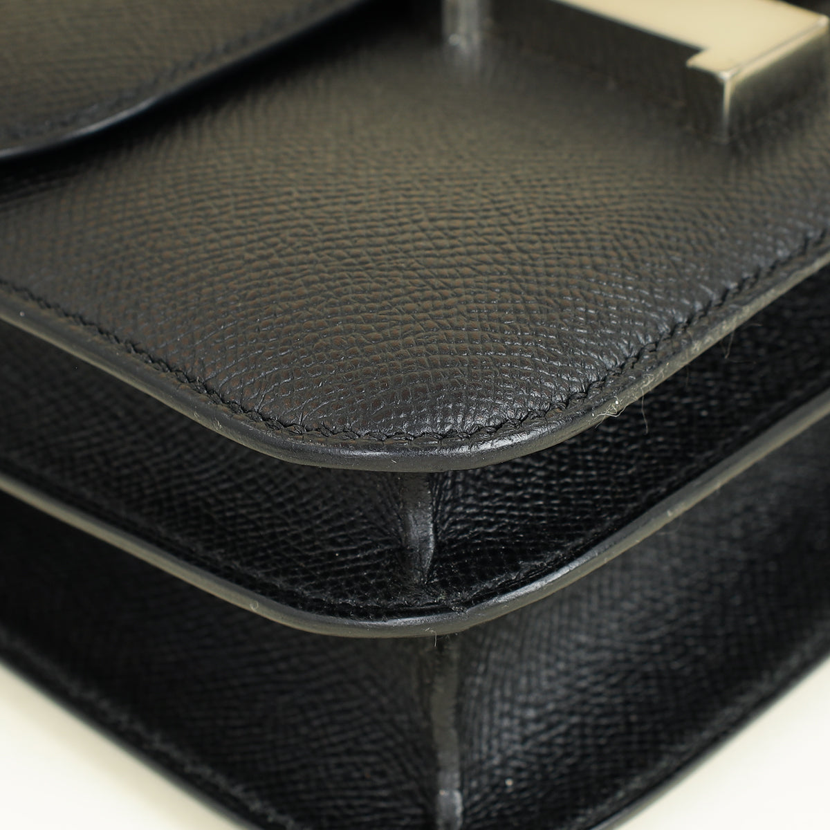 Hermes Noir Constance 24 Bag