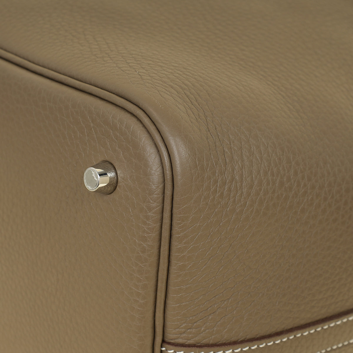 Hermes Etoupe Picotin Lock 22 Bag W/ Twily