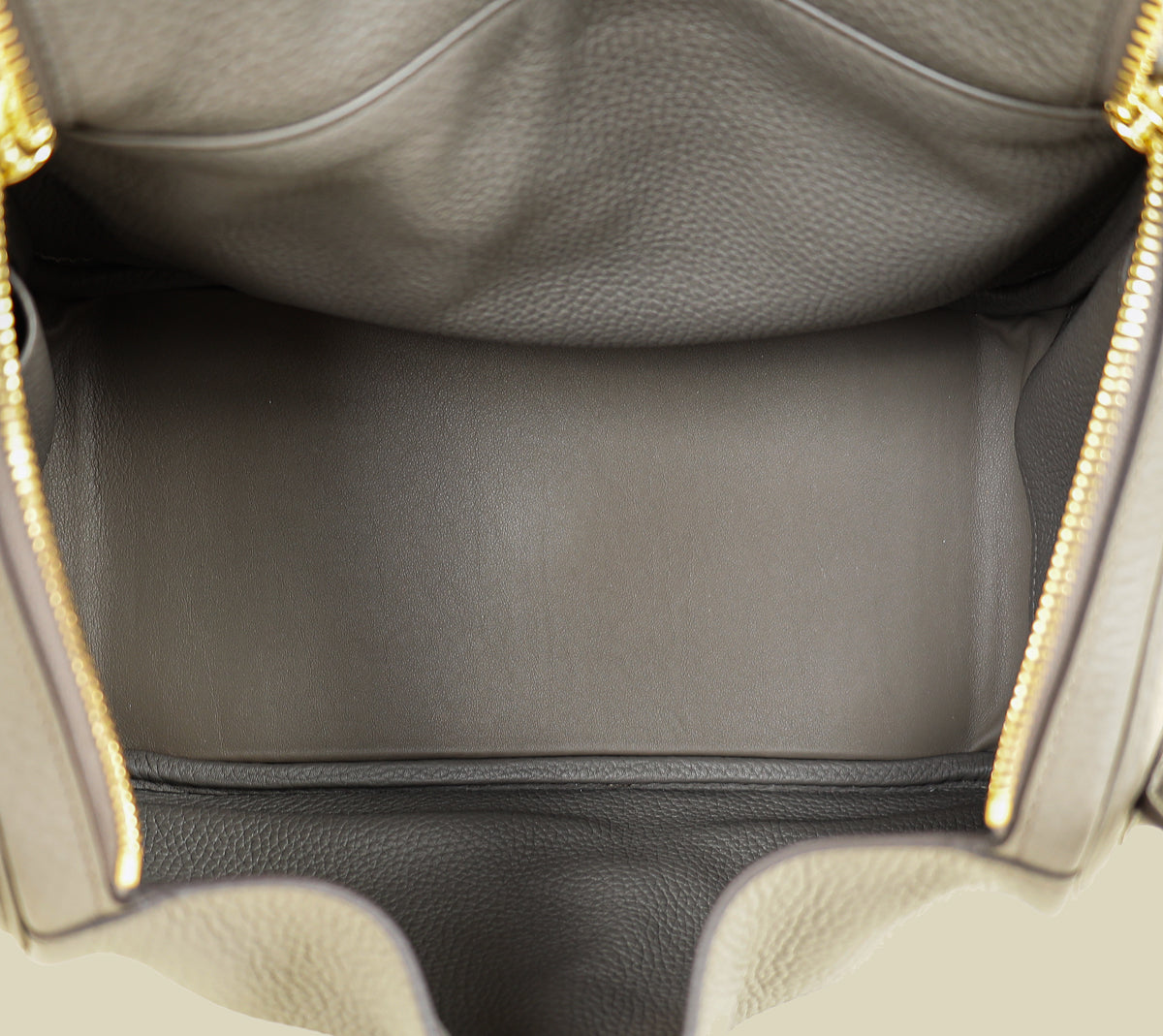 Hermes Gris Etain Lindy 26 Bag — image 12 of 13