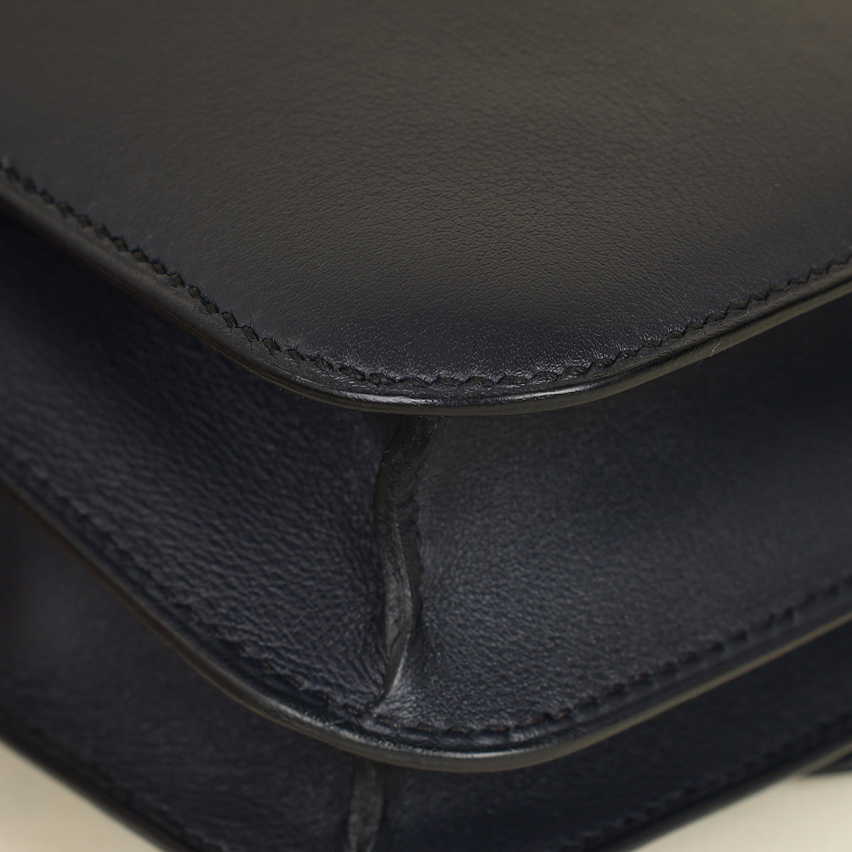 Hermes Noir Constance 18 Bag