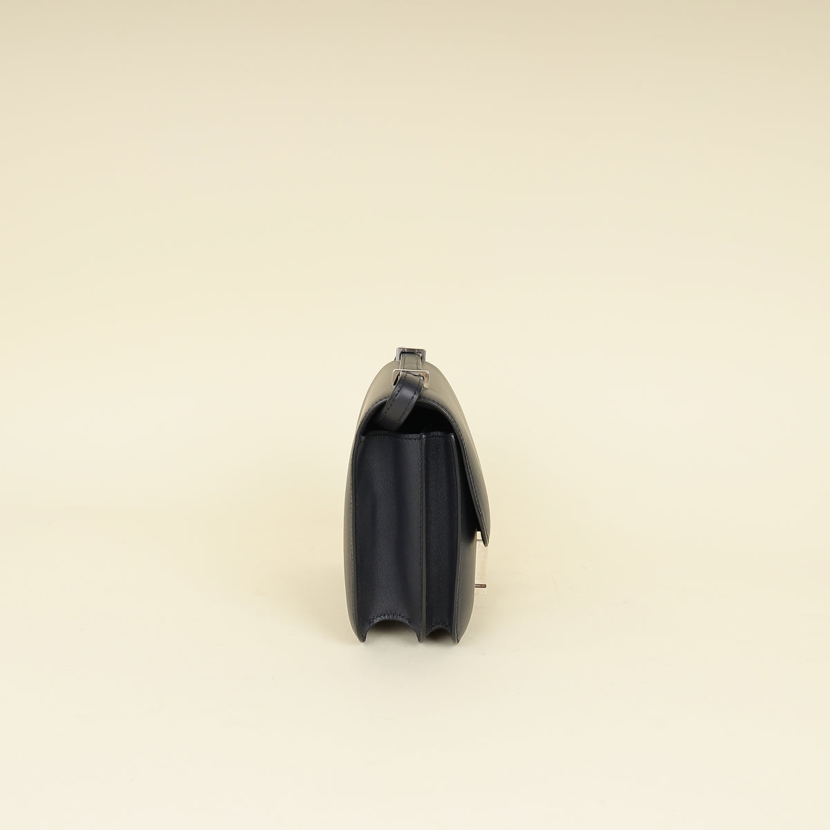 Hermes Noir Constance 18 Bag