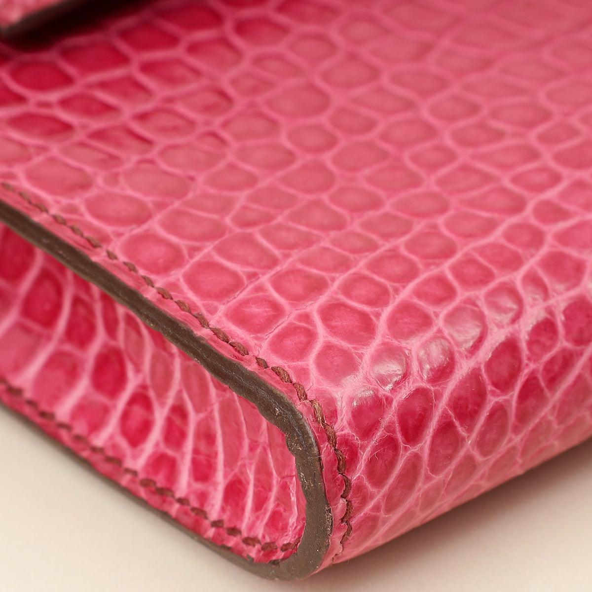 Hermes Fuchsia Shiny Porosus Crocodile Kelly Cut Bag-Hermes-THE CLOSET